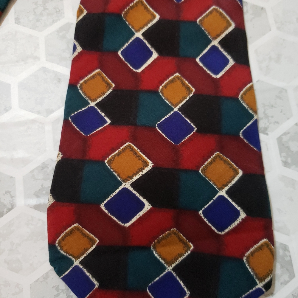 Halston Retro 80s Gray Silk Tie - Picture 6 of 6